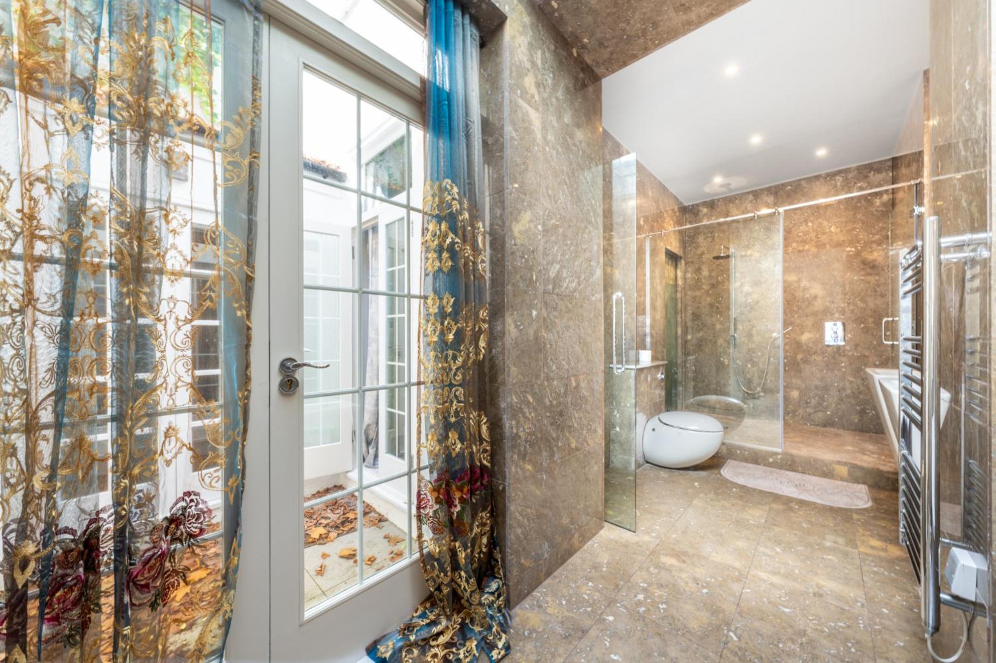 250 Sqm Mega Mansion Apartament *