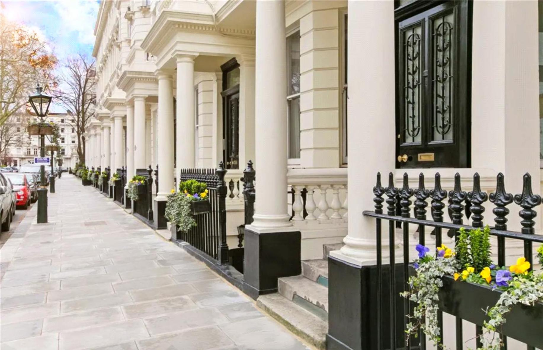 250 Sqm Mega Mansion Apartament Londra